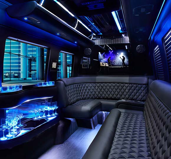 Fort Worth Sprinter van rental